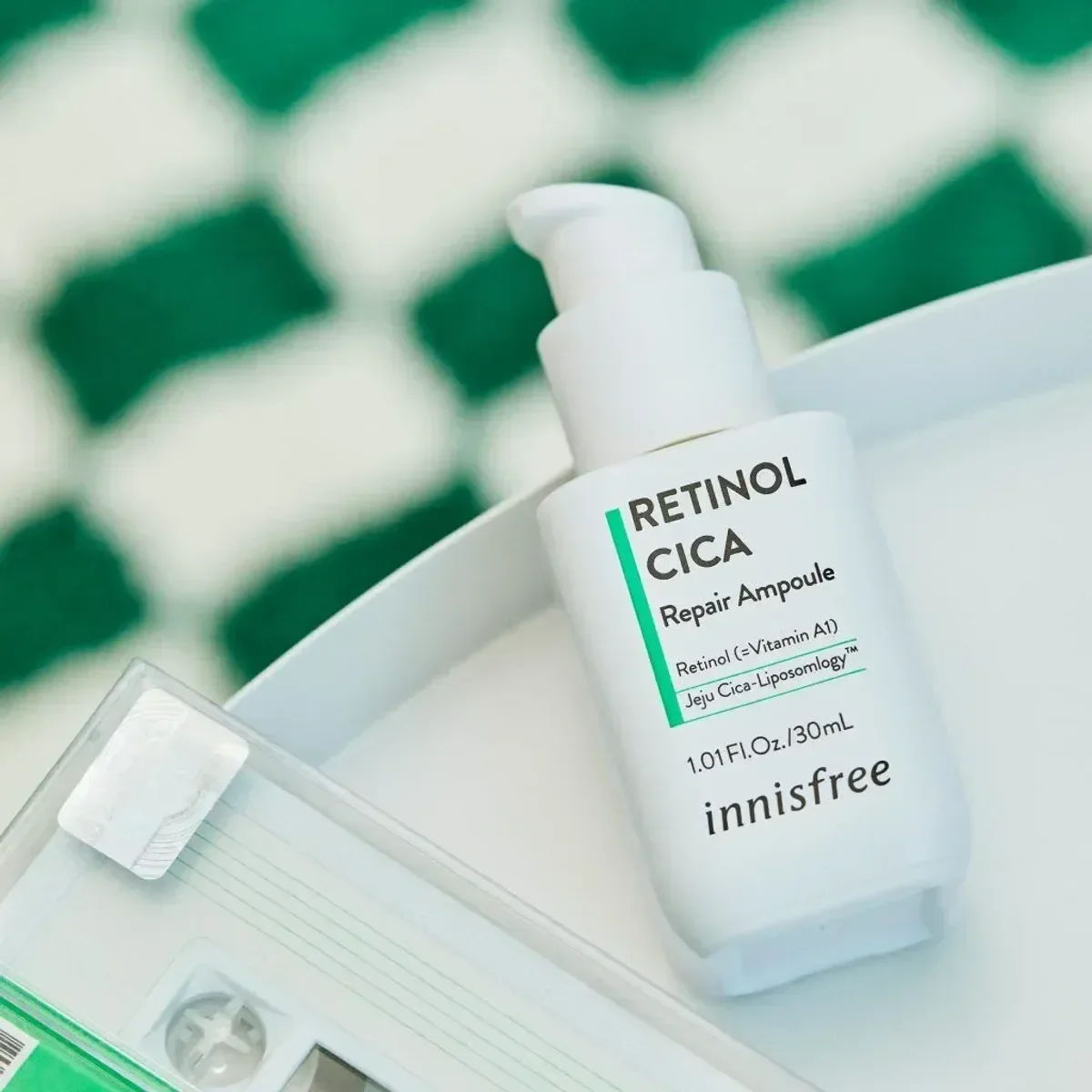 Innisfree Retinol Cica Repair Ampoule